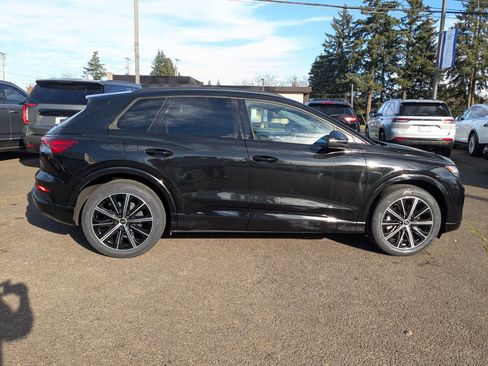 Used 2022 Audi Q4 e-tron Premium Plus image 6