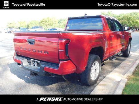 Used 2025 Toyota Tacoma SR5 AWD/4WD image 4