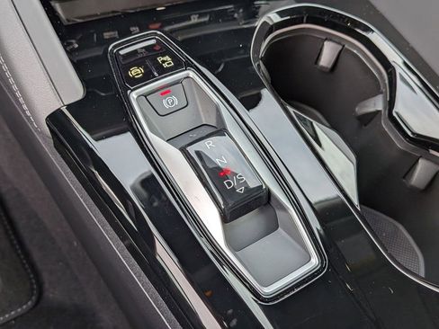 New 2025 Audi Q5 Premium image 8