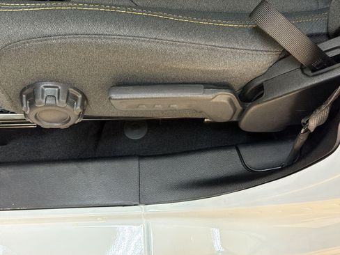 Used 2025 Jeep Wrangler Unlimited Sport AWD/4WD image 13