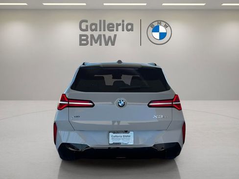 Used 2026 BMW X3 xDrive30 w/ Premium Package image 9