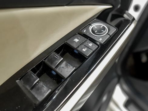 Used 2016 Lexus IS 200t RWD image 33