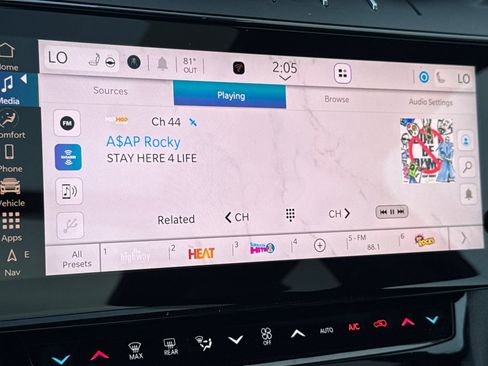 New 2026 Jeep Grand Cherokee Limited image 17