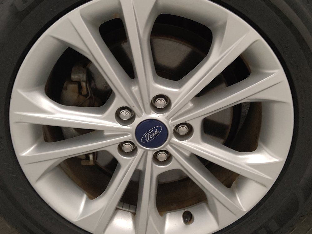 Used 2017 Ford Escape SE FWD image 31