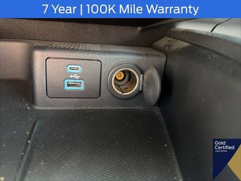 Certified 2021 Ford Escape Titanium AWD/4WD image 39
