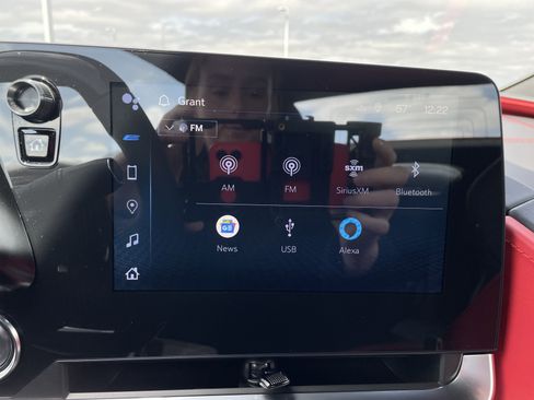 Used 2025 Chevrolet Corvette E-Ray w/ LPO, Roadside Safety Package image 12