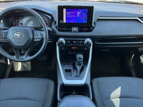 Used 2024 Toyota RAV4 XLE FWD image 15