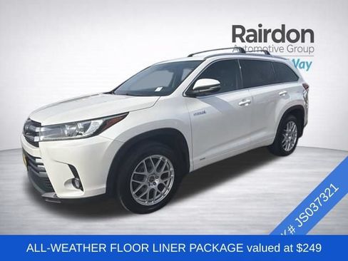 Used 2018 Toyota Highlander Limited AWD/4WD image 3