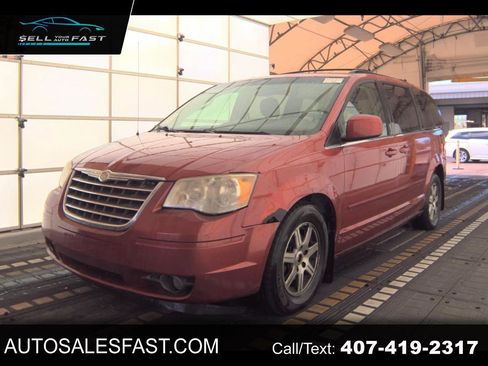 Used 2008 Chrysler Town & Country Touring w/ Entertainment Group #2 image 1
