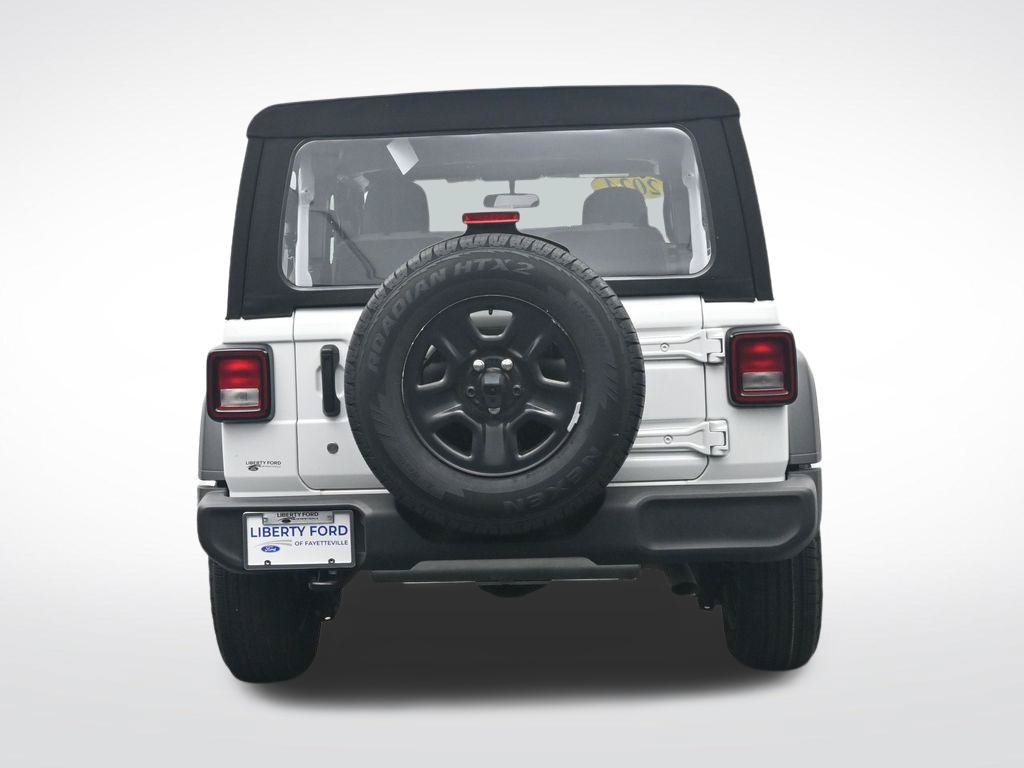 Used 2024 Jeep Wrangler Sport AWD/4WD image 9