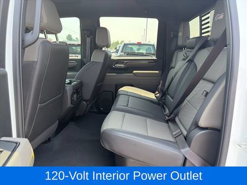 Used 2024 Chevrolet Silverado 2500 ZR2 w/ Technology Package AWD/4WD image 28