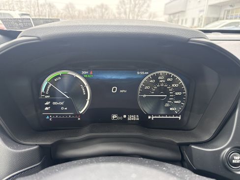 Used 2025 Subaru Forester Limited image 28