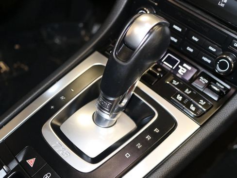 Used 2018 Porsche 718 Boxster RWD image 47