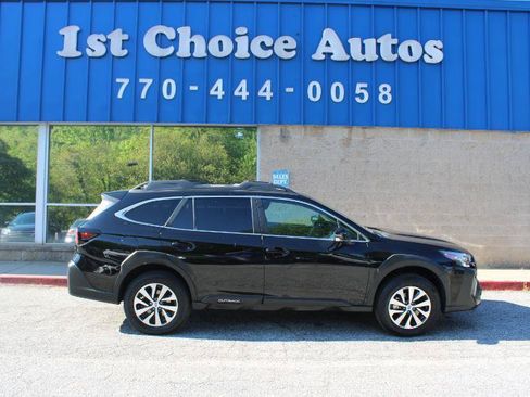 Used 2023 Subaru Outback Premium AWD/4WD image 6