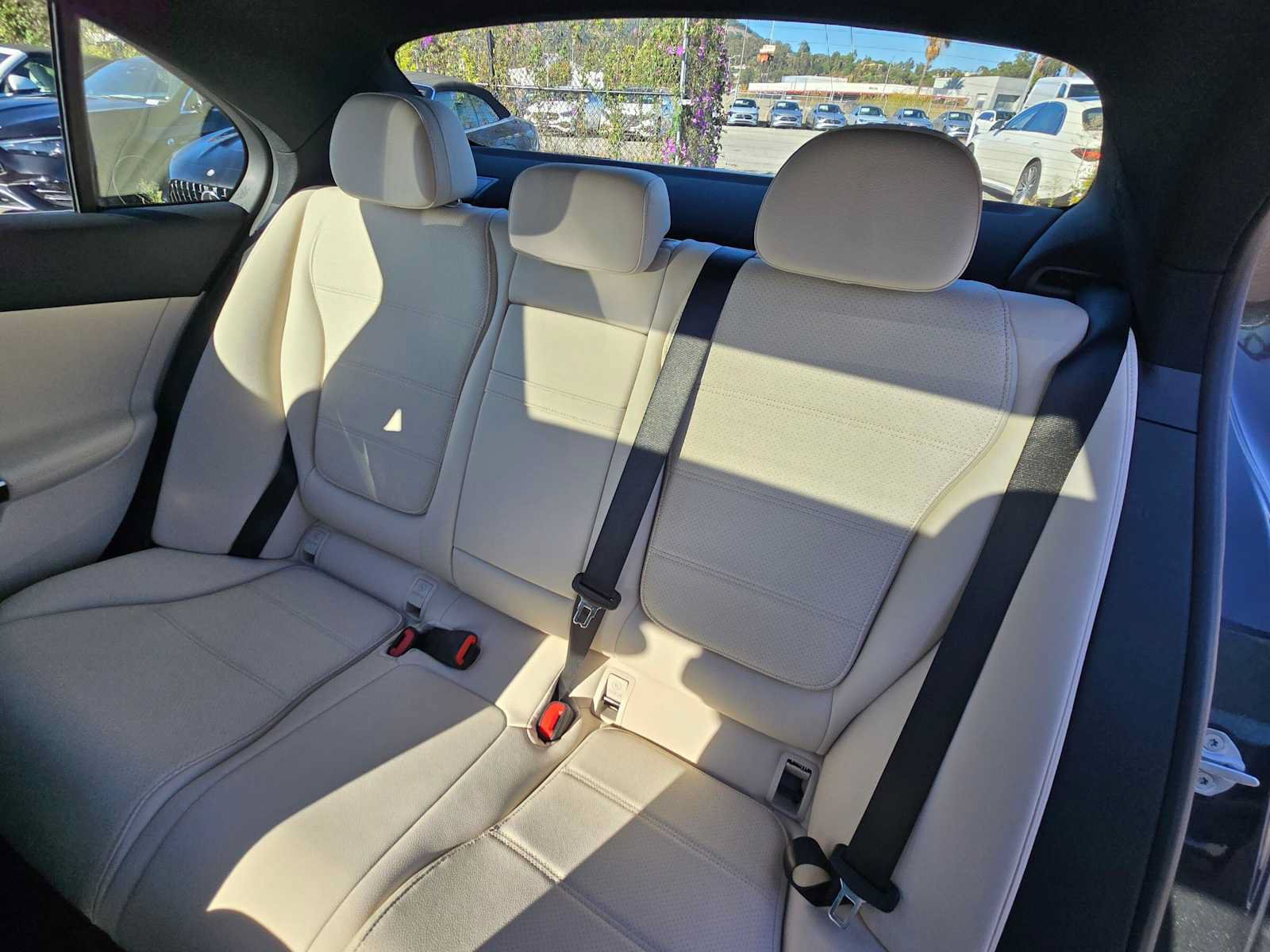 Used 2023 Mercedes-Benz C 300 4MATIC Sedan image 15