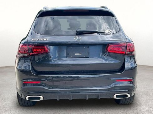 Used 2022 Mercedes-Benz GLC 300 image 4