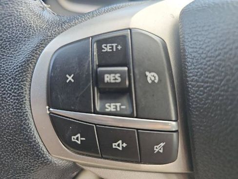 Certified 2023 Ford Explorer XLT w/ Equipment Group 202A AWD/4WD image 17