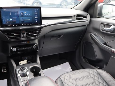Used 2023 Ford Escape ST-Line Elite AWD/4WD image 27