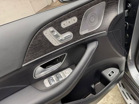 Used 2026 Mercedes-Benz GLS 450 GLS 450 image 11