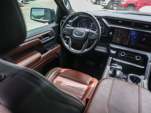 Used 2025 GMC Sierra 1500 Denali Ultimate AWD/4WD image 29