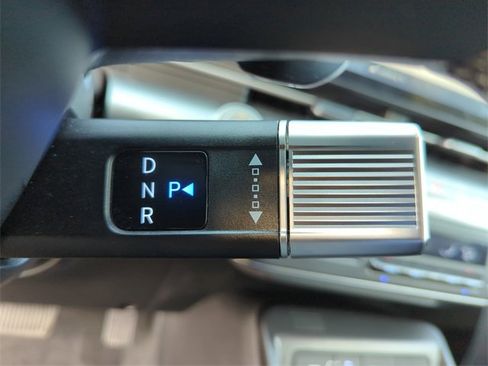 Used 2024 Hyundai Kona Limited image 33