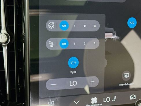 New 2026 Volvo XC90 T8 Plus w/ Protection Package Premier image 20