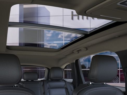 New 2026 Lincoln Nautilus Reserve AWD/4WD image 22