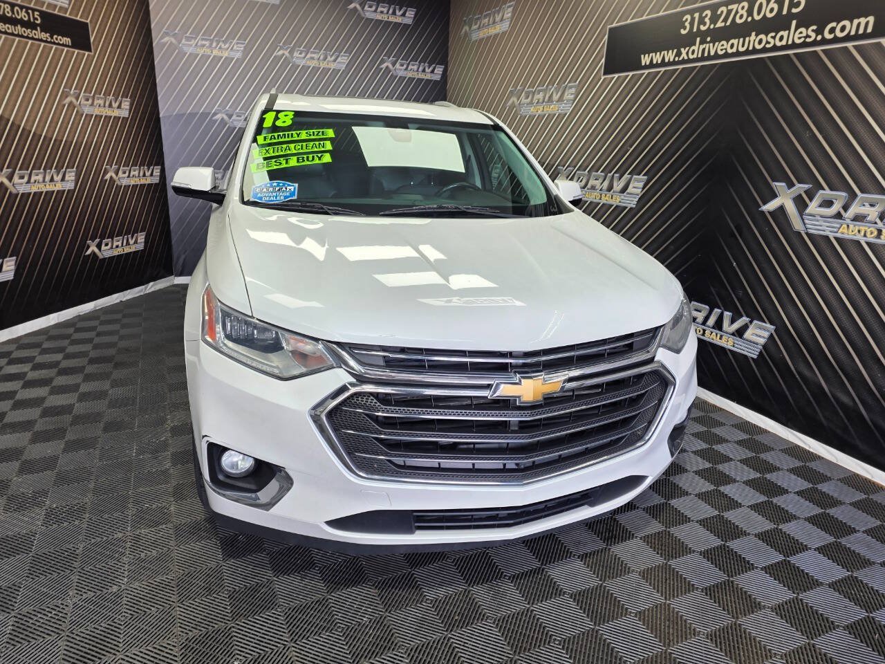 Used 2018 Chevrolet Traverse Premier w/ Driver Confidence II Package FWD image 5