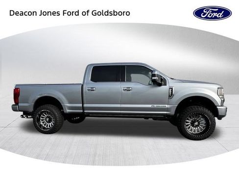 Used 2020 Ford F250 Platinum image 2