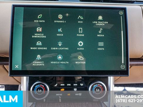 Used 2023 Land Rover Range Rover SE AWD/4WD image 36