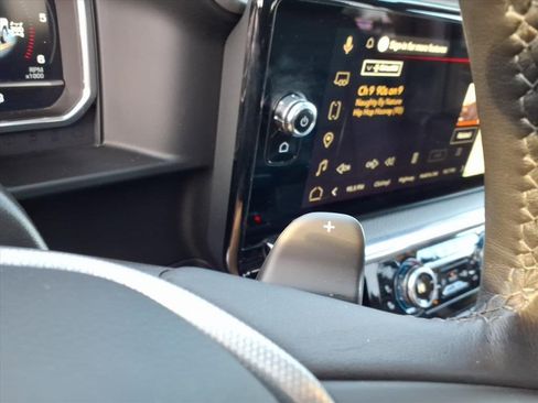 Certified 2024 GMC Sierra 1500 Denali image 27