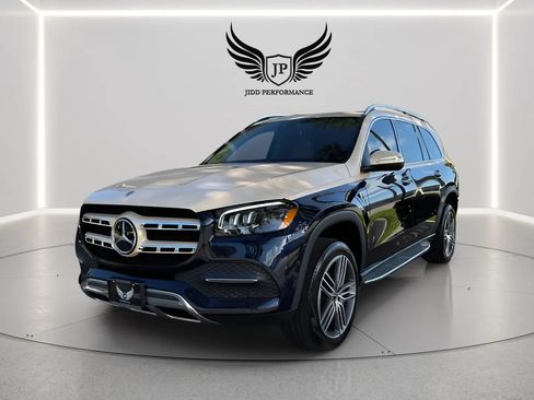 Used 2022 Mercedes-Benz GLS 450 4MATIC image 3