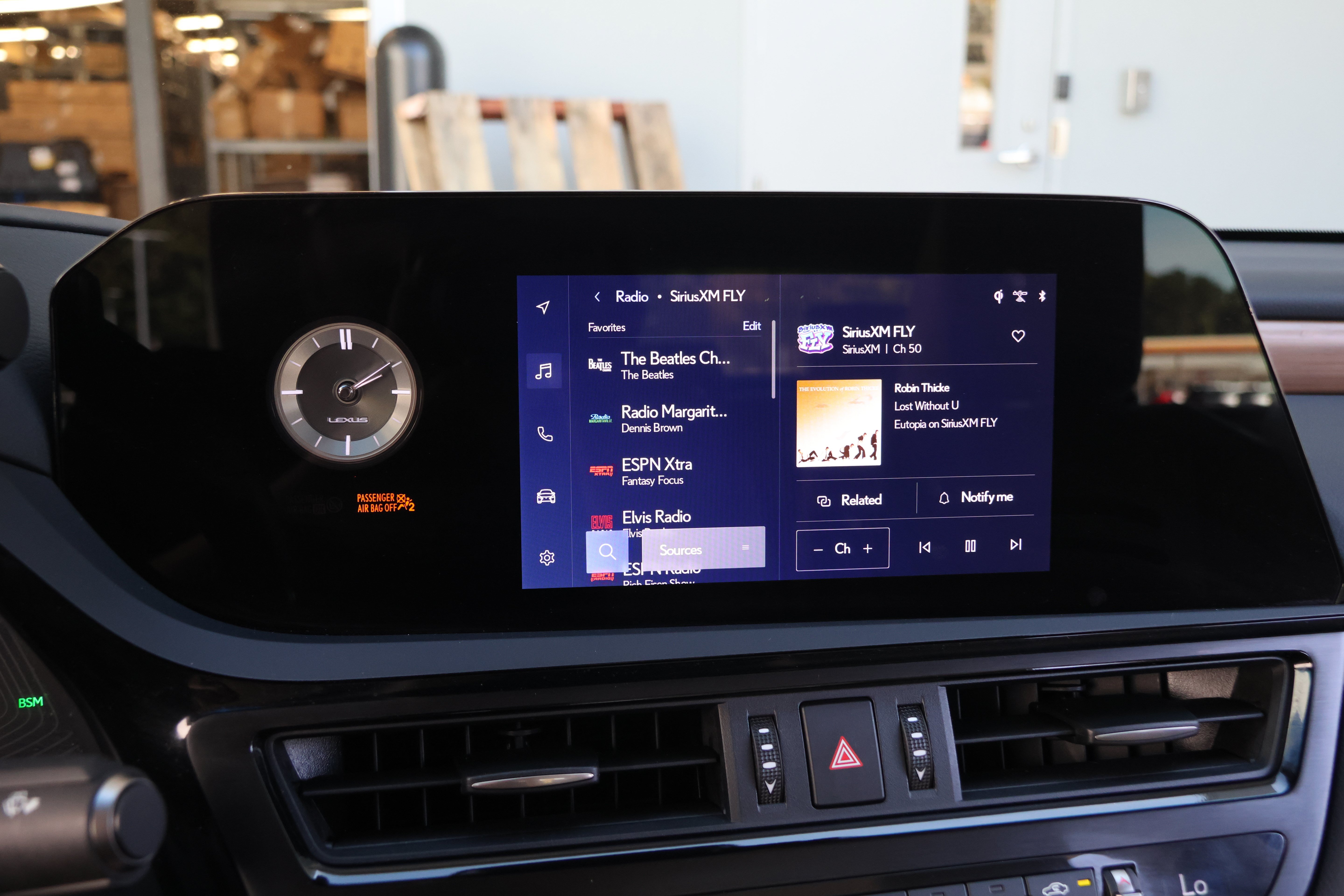 Certified 2024 Lexus ES 350 w/ Premium Package FWD image 17