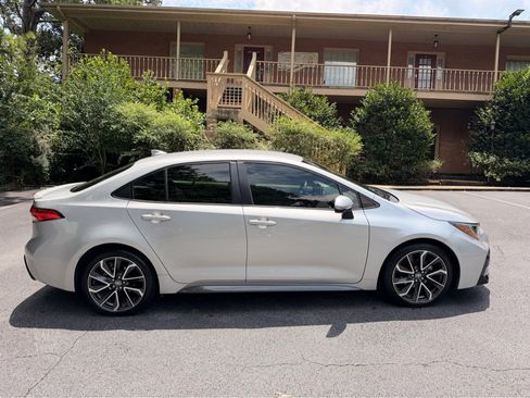 Used 2021 Toyota Corolla SE FWD image 5