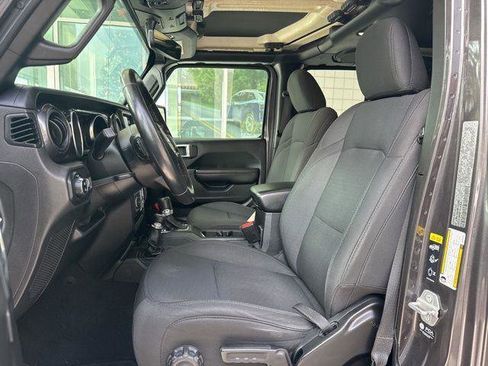 Used 2021 Jeep Gladiator Sport AWD/4WD image 14