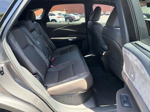 Used 2024 Lexus RX 350 FWD w/ Convenience Package image 14