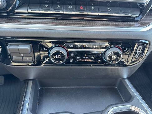 Certified 2025 Chevrolet Silverado 1500 LT Trail Boss w/ Convenience Package II AWD/4WD image 22