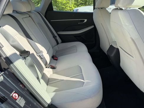 Used 2023 Hyundai Sonata SEL FWD image 15