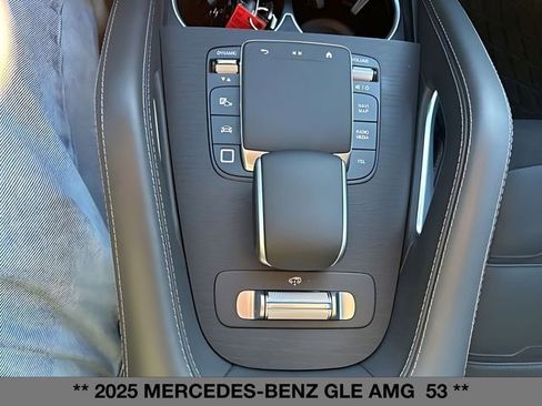 Used 2025 Mercedes-Benz GLE 53 AMG GLE 53 AMG image 39