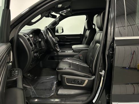 Used 2019 RAM 1500 Limited image 3
