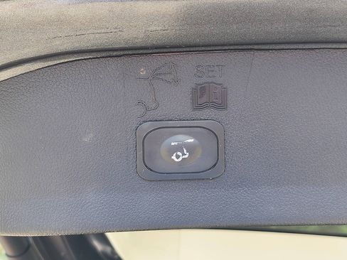 Used 2016 Ford Escape Titanium AWD/4WD image 21