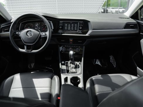 Used 2021 Volkswagen Jetta SE FWD image 7