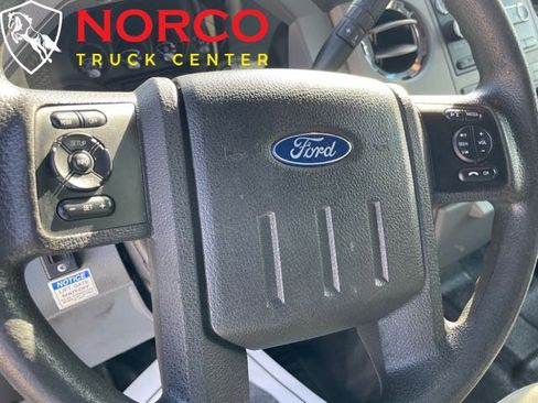 Used 2016 Ford F550 4x4 Crew Cab Super Duty image 7