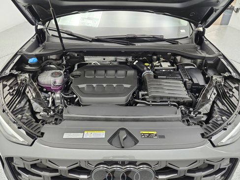 New 2026 Audi Q3 quattro 2.0T image 12