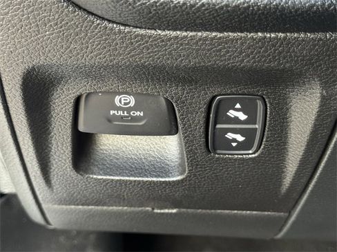 Used 2022 RAM 1500 Big Horn image 23