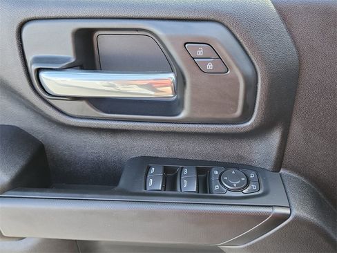 Used 2026 Chevrolet Silverado 2500 Custom w/ Custom Value Package image 30