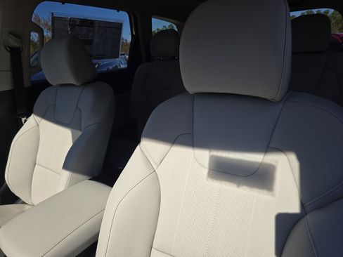 New 2025 Kia Telluride EX w/ EX Captain's Chair Package image 25