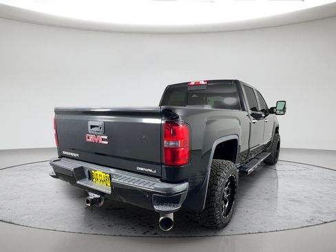 Used 2015 GMC Sierra 2500 Denali w/ Duramax Plus Package AWD/4WD image 3