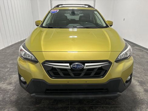Used 2021 Subaru Crosstrek 2.0i Premium w/ Moonroof Package AWD/4WD image 2