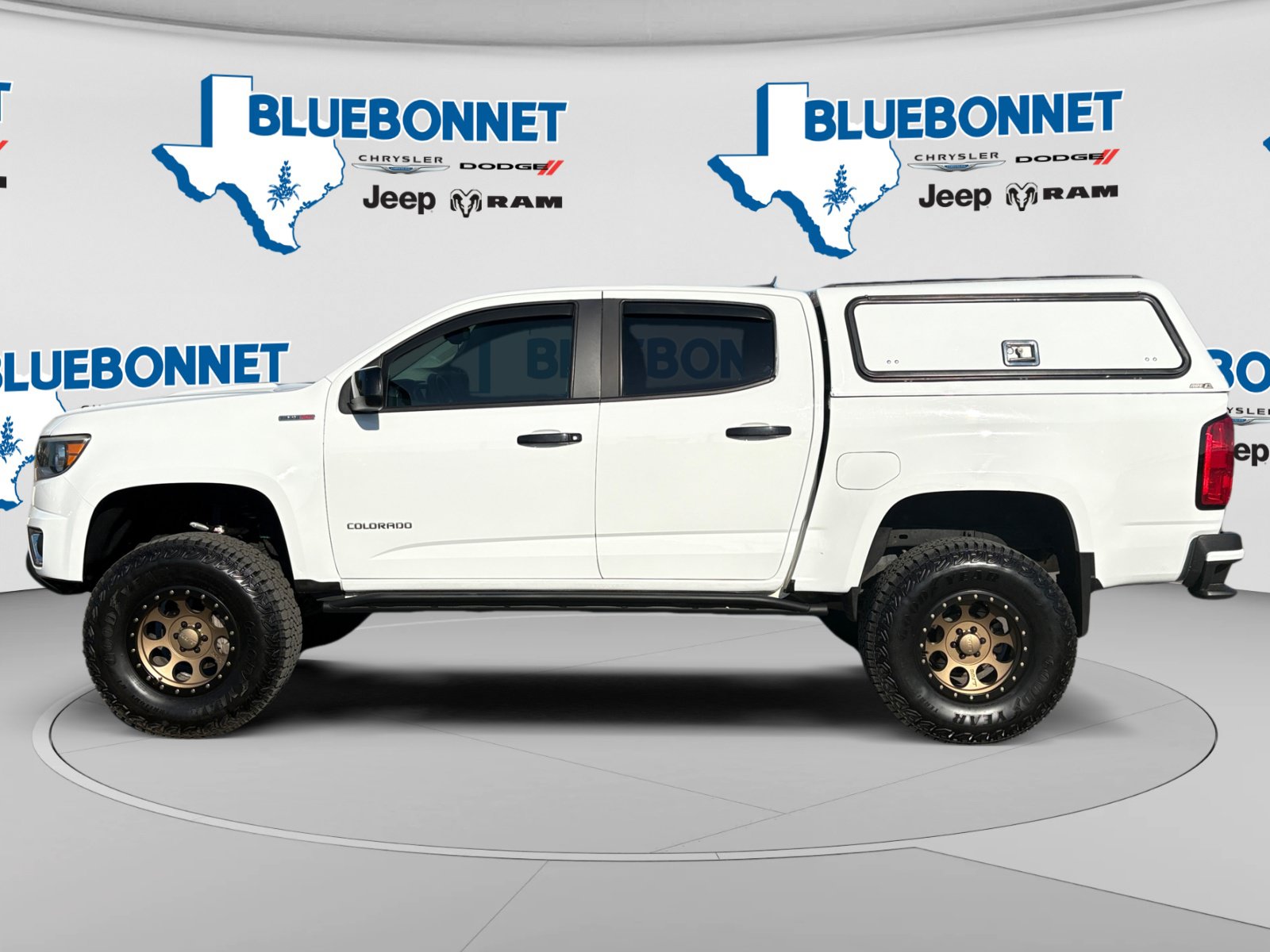 Used 2017 Chevrolet Colorado Z71 AWD/4WD image 8